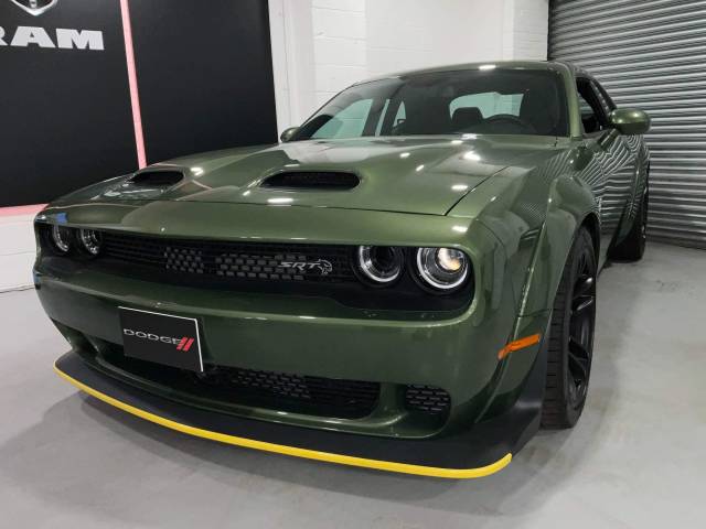 Dodge Challenger Coupe Petrol Green