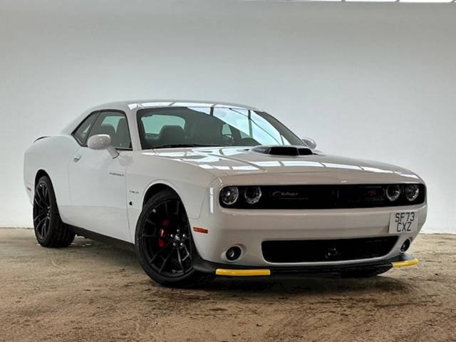 Dodge Challenger 5.7 R/T Shaker Coupe 0.0 Petrol Coupe Petrol White