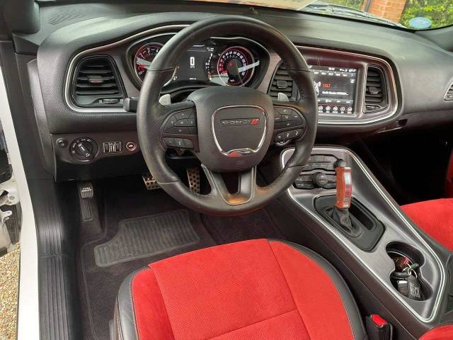 2018 Dodge Challenger SHAKER Plus 5.7 HEMI V8 Auto LPG LHD